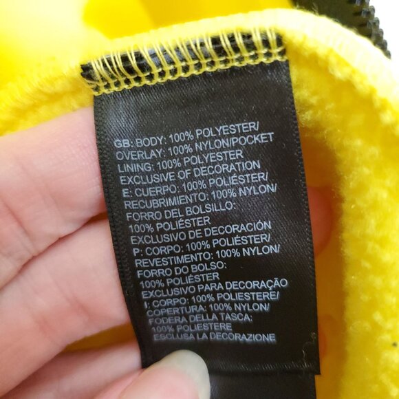 The North Face 95 Retro Denali jacket in Lemon - Picture 9 of 14